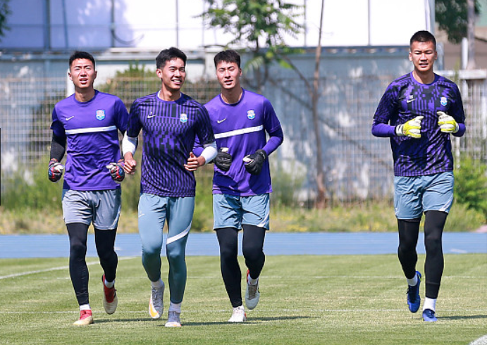 NBA总决赛赛程吃紧,新疆广汇今晚火线驰援,赛场秩序良好,赛程密集仍需轮换的简单介绍 NBA总决赛赛程吃紧,新疆广汇今晚火线驰援,赛场秩序良好,赛程密集仍需轮换的简单介绍