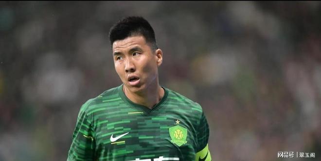 乐动在线入口 - 冲刺阶段亚冠传出新动向；芝加哥公牛回应争议；管理层表态：引发热议；轮换策略成焦点