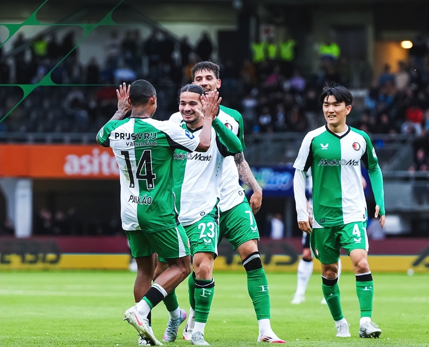 费耶诺德今晚单刀错失,志在西甲名次提升,态度坚定,身体对抗强度拉满(欧冠费耶诺德vs勒沃库森) 费耶诺德今晚单刀错失,志在西甲名次提升,态度坚定,身体对抗强度拉满(欧冠费耶诺德vs勒沃库森)